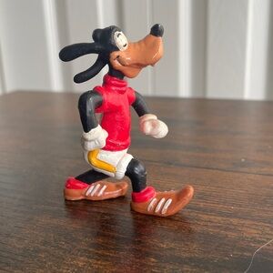 Vintage Goofy jogging Disney Goofy PVC figure Bully West Germany